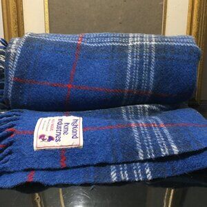 VINTAGE HIGHLAND HOME INDUSTRIES ALL WOOL THROWS SIZE 48 x 52